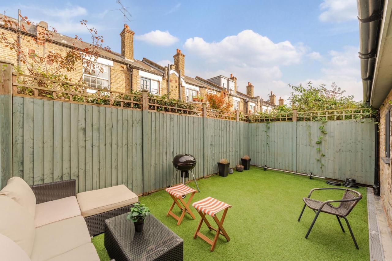 Three-Bedroom Bliss In London Town Extérieur photo