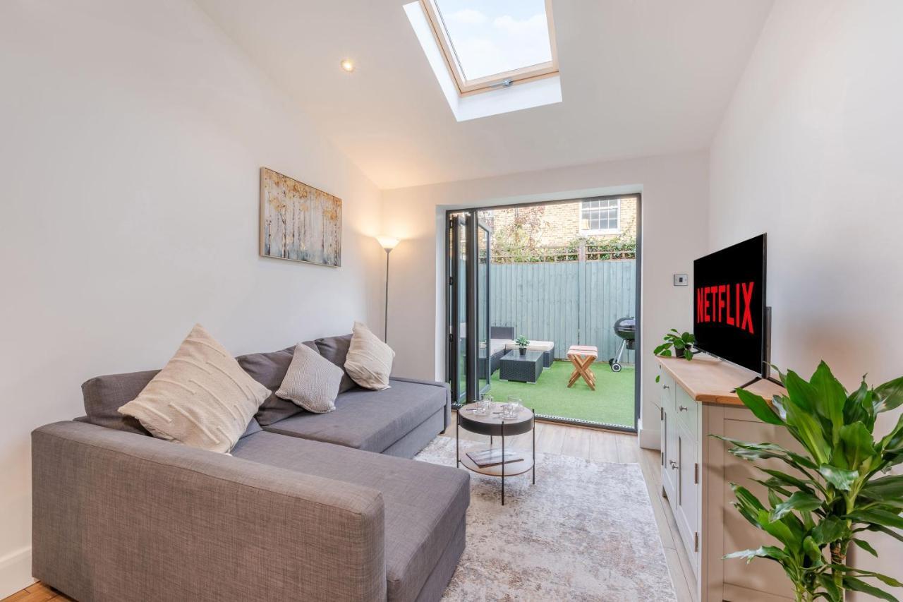 Three-Bedroom Bliss In London Town Extérieur photo