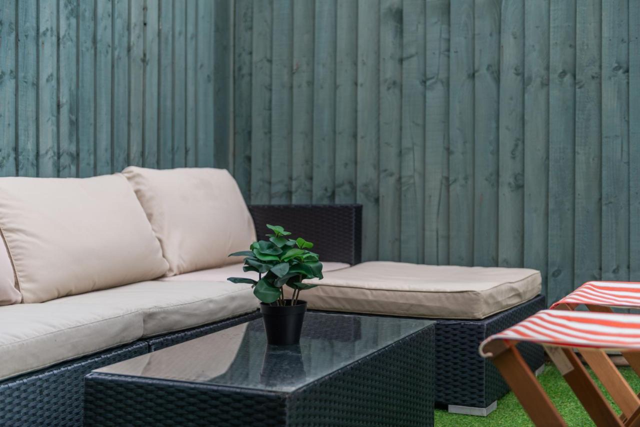 Three-Bedroom Bliss In London Town Extérieur photo